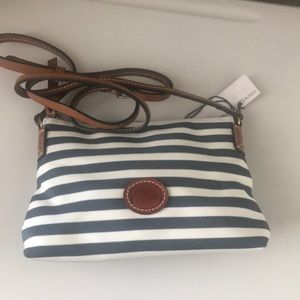 BRAND NEW Dooney & Bourke crossbody purse